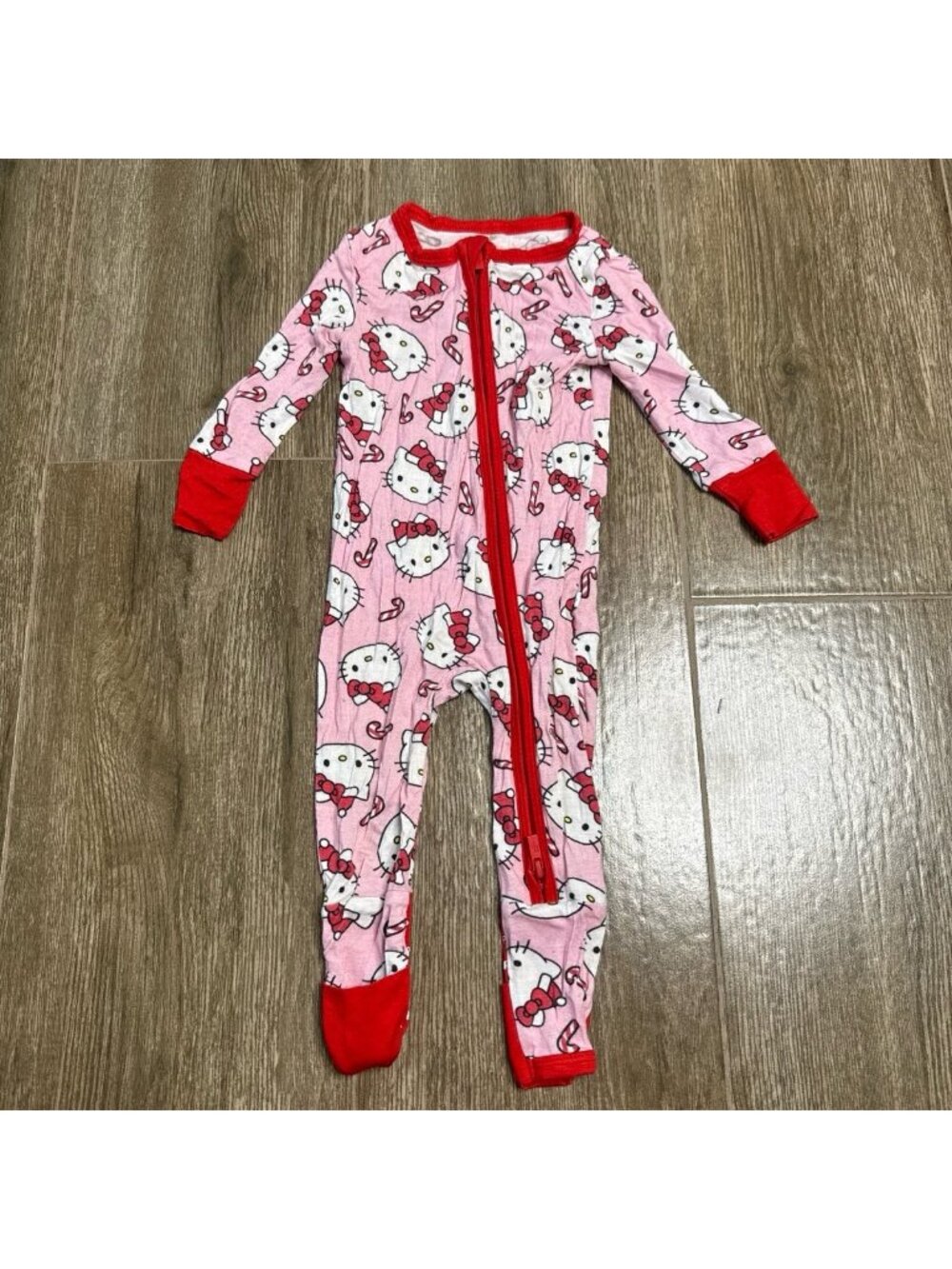 Posh Peanut x Hello Kitty Candy Cane Convertible Sleeper 3-6M